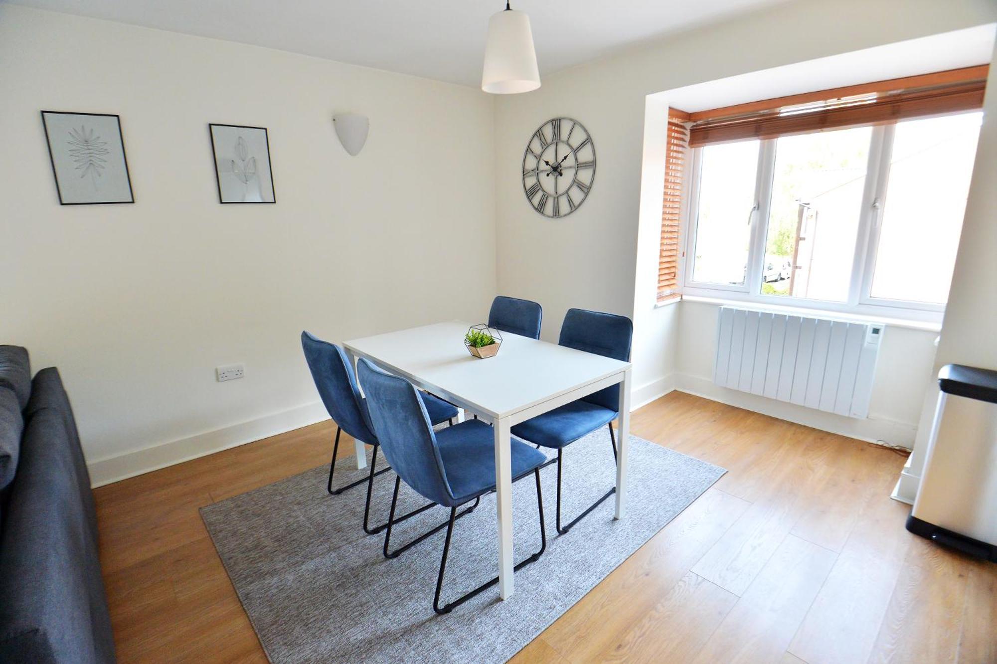 Stylish 2Br Flat - 2 Free Parking Spaces - Near Lgw Airport Crawley  Exterior foto