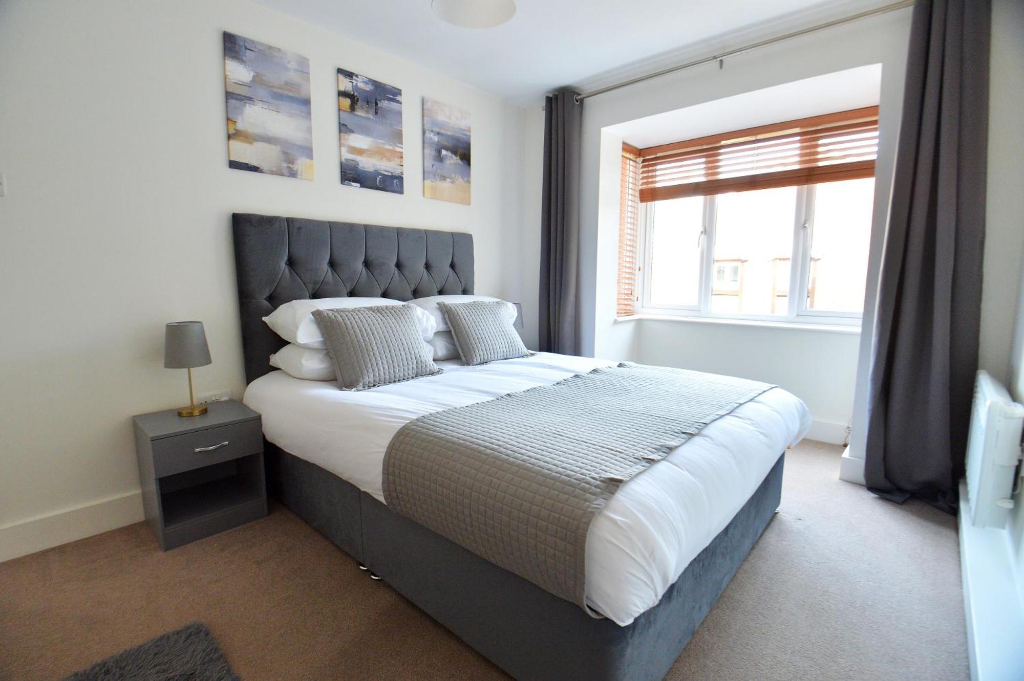 Stylish 2Br Flat - 2 Free Parking Spaces - Near Lgw Airport Crawley  Exterior foto